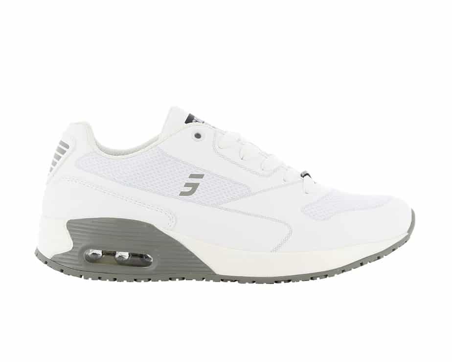 Comfortable nikes for nurses discount