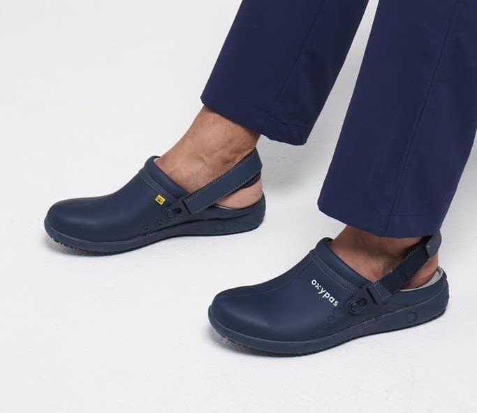 Mens sales nursing clogs