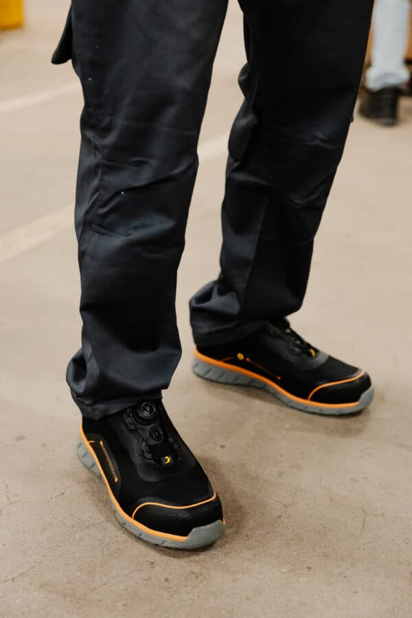 NEW: Safety Jogger Ligero 2 S1P ESD SRC Metal Free Lightweight Safety Shoe with Nano Carbon Toecap - Image 5